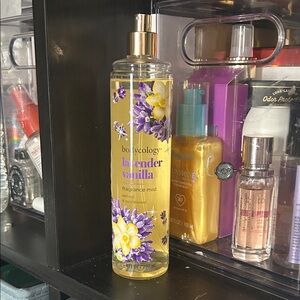 Lavender vanilla bodycology